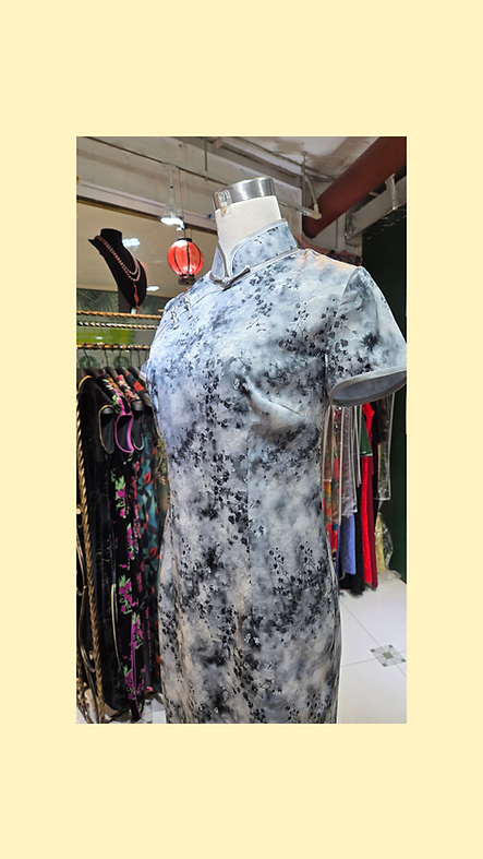 黑色小花短旗袍 Short black floral qipao P-031