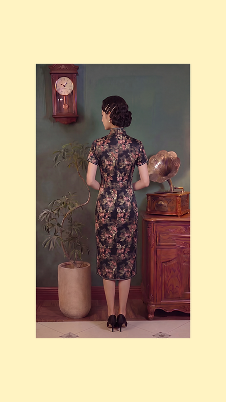 墨黑暗紅花卉短旗袍 Short dark ink-black qipao with deep red floral patterns P-039