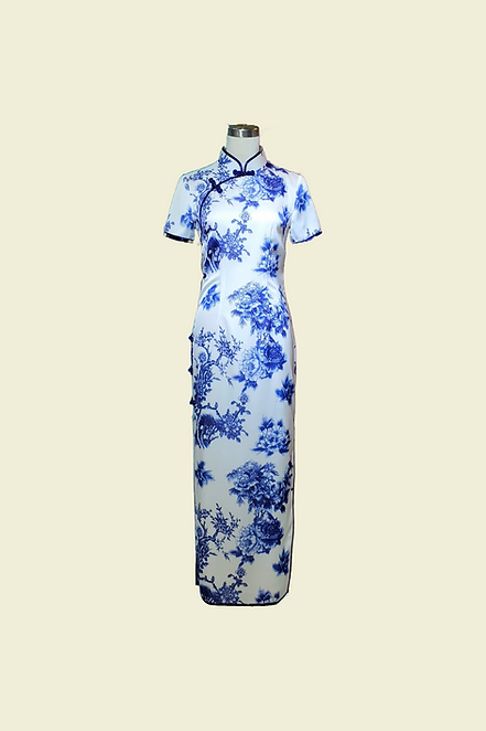 青花瓷長旗袍 White and Blue Porcelain  Long Qipao B-002