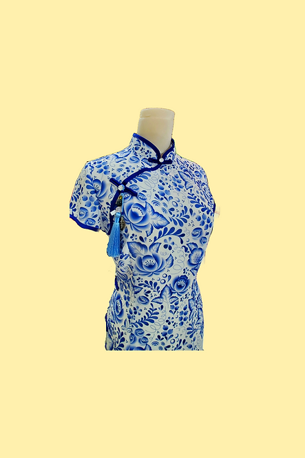 青花瓷長旗袍 White and Blue Porcelain  Long Qipao V023